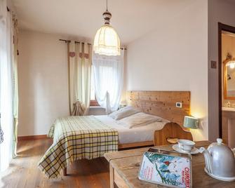 Maison Le Champ - La Salle - Habitación