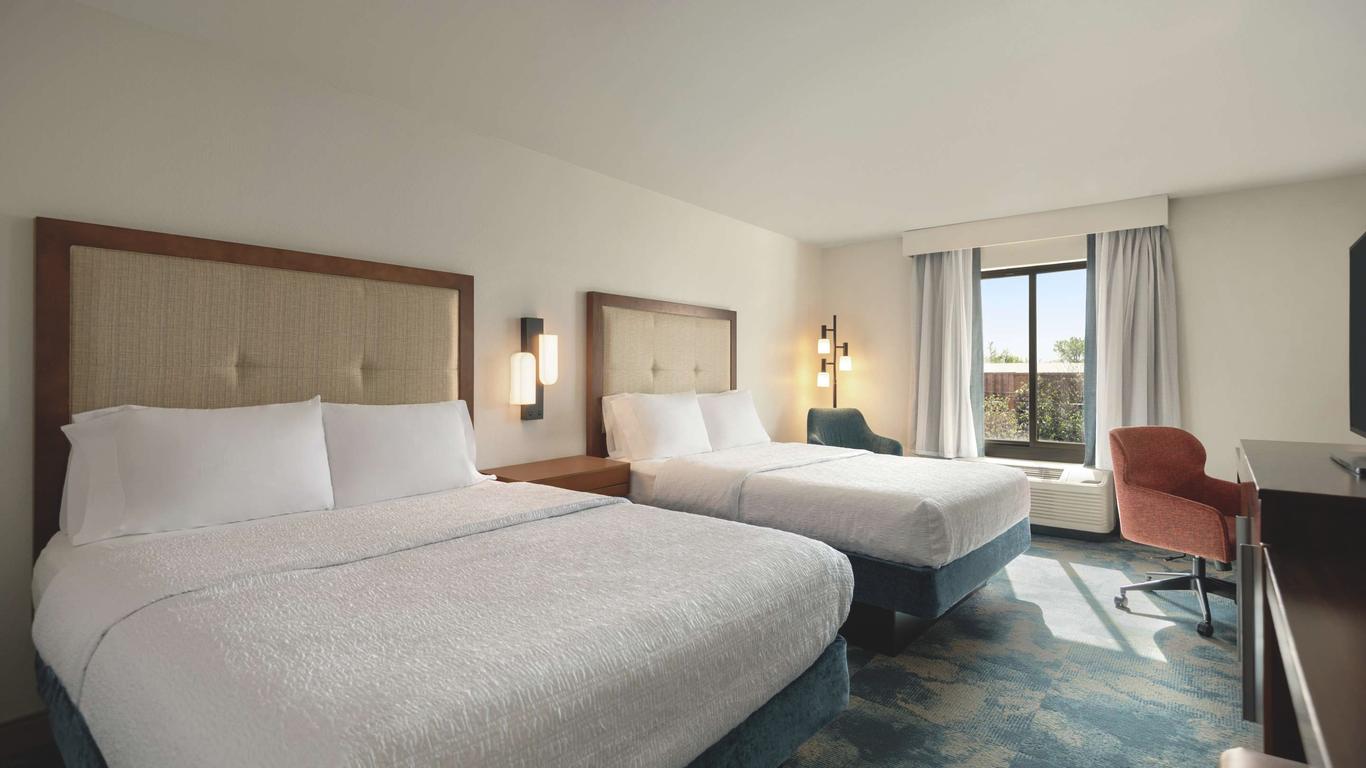 Hampton Inn & Suites San Marcos