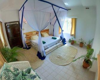 Salty's Kitesurf Village - Kilifi - Bedroom