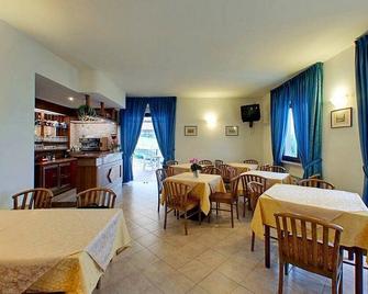 Villa Josefine Lake Front - Adults Only - Limone sul Garda - Restaurant