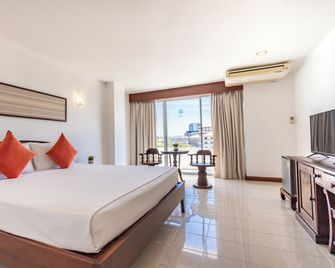 Jp Villa Hotel - Pattaya - Schlafzimmer