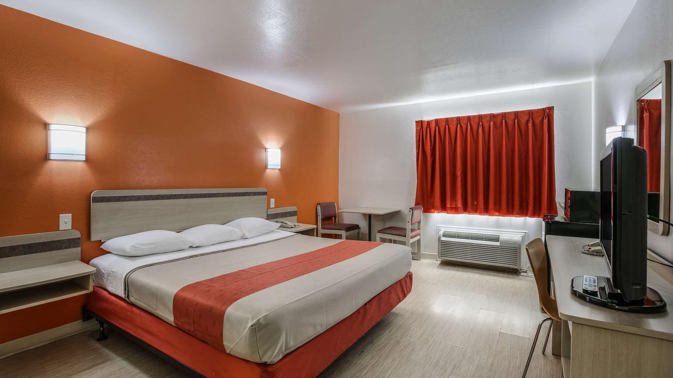 موتل 6 باسادينا، تكساس