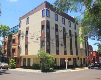 Hotel Vanderloo - Posadas - Gebäude