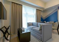 Currency Serviced Suites - Pasig - Sala de estar