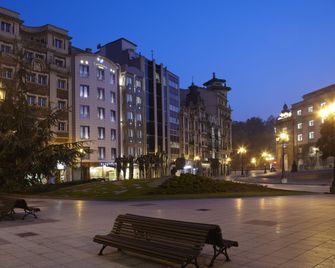 Hotel Campoamor - אוביידו - נוף חיצוני