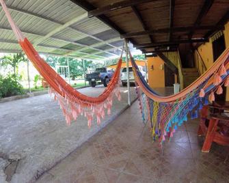 Hostel Bulaba - Santa Fe - Patio