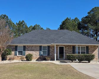 Beautiful Family Friendly 3-bedroom comfortable home in charming Thomson - Thomson - Budova