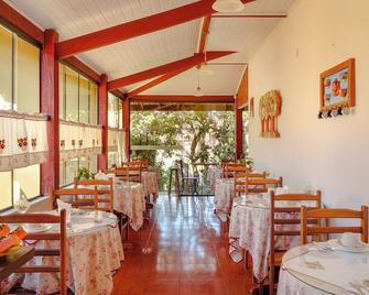 Velinn Pousada Recanto Da Natureza - Monte Verde - Restaurant