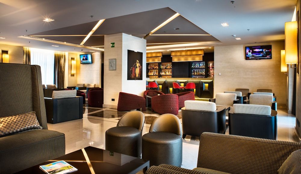 Uptown Palace - מילאנו - בר