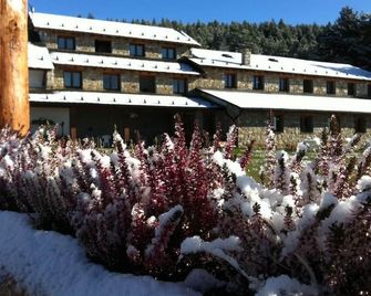 Refugi Cap Del Rec - Lles - Edificio