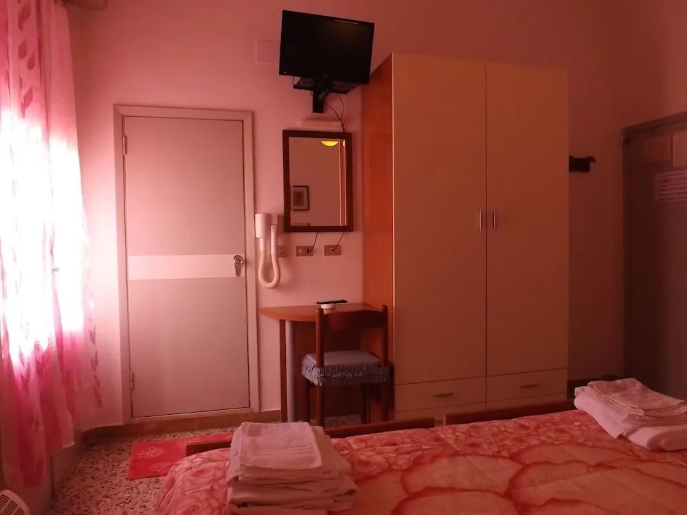 هوتل لا فيلا