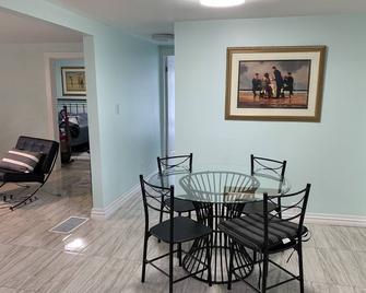 Crystal Beachhouse-New Reno 3br Wifi Sma - Форт-Ері - Їдальня