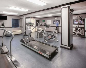 Americas Best Value Inn Canton - Canton - Palestra