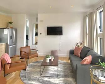 Modern Loft in RiNo, Denver, Colorado - Denver - Stue