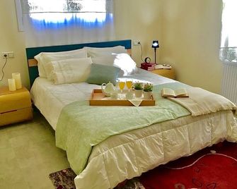 Newly renovated 3 bedroom home with easy parking in volos - Volos - Schlafzimmer