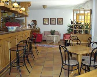 Hotel Petit Foyer - Quart - Restaurante