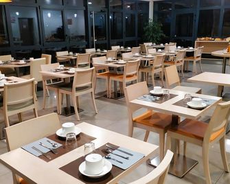 Logis Hôtel - La Chambre d'Amiens - Amiens - Restaurant