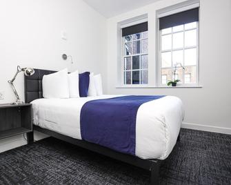 Maverick Suites at 28 Fenway - Boston - Bedroom