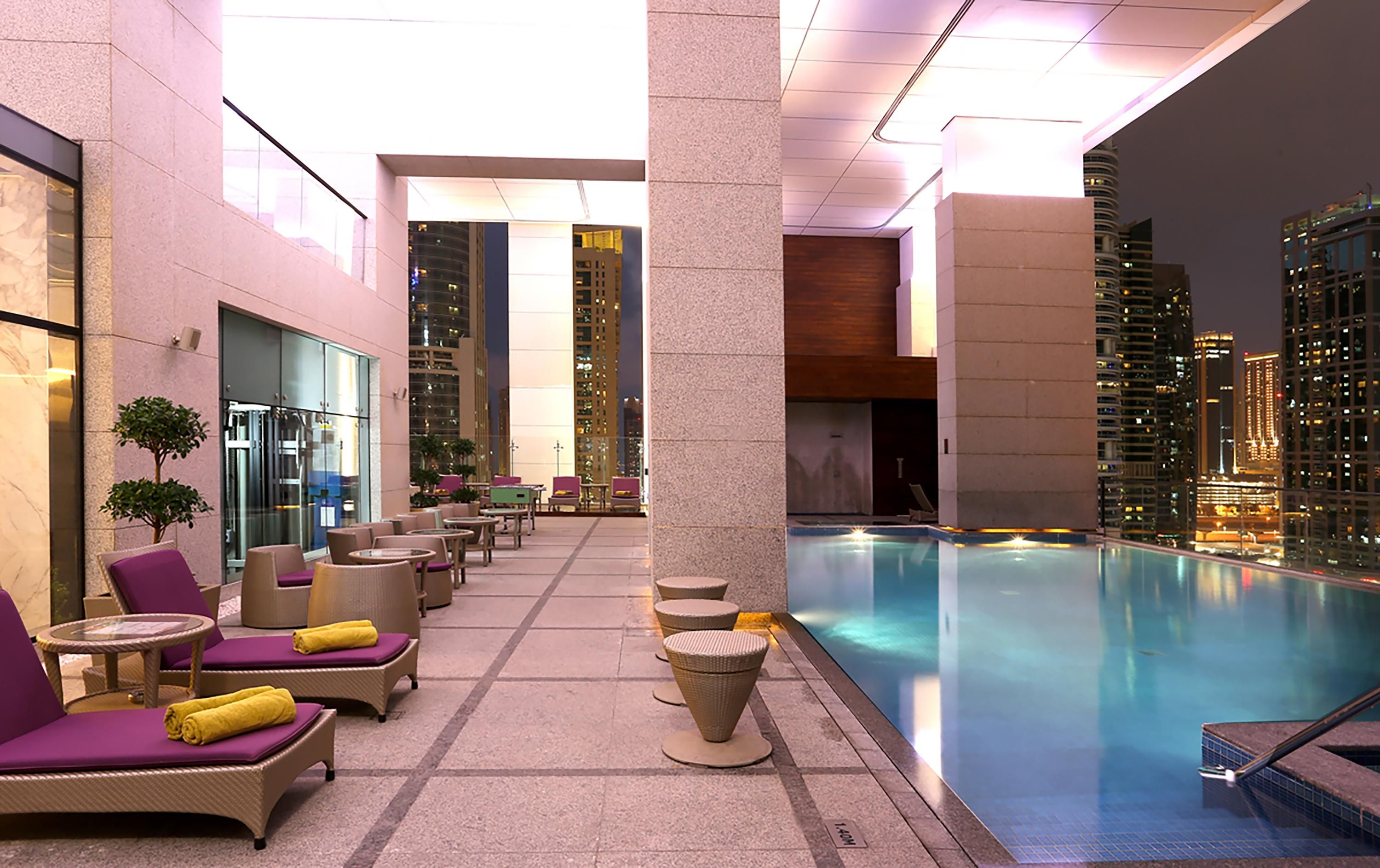 بونغتون أبراج بحيرات الجميرا