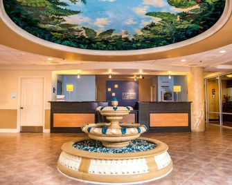 Holiday Inn Express & Suites Cocoa Beach By IHG - קוקואה ביץ' - דלפק קבלה