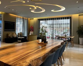 Forward Hotel Taipei - Taipei - Lobby