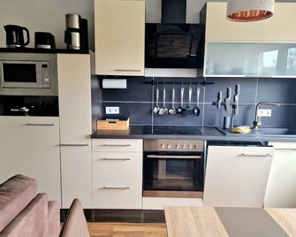 Ferienwohnung mit Super Anbindung - לייפציג - מטבח