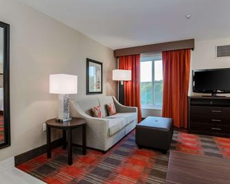 Homewood Suites by Hilton Long Island-Melville - Plainview - Wohnzimmer