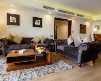 رويال معادى اوتيل - القاهرة - غرفة معيشة