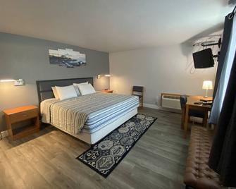 Aircrest Motel - Port Angeles - Bedroom
