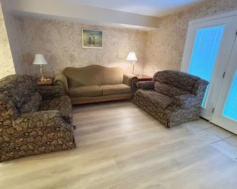3 Bedroom, 3 Bath Condo - Benton - Sala de estar