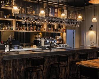 Code Pod Hostels - The Court - אדינבורו - בר