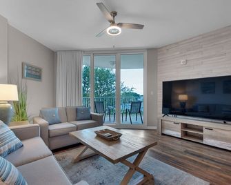 Pool Paradise with 75' TV in The Palms of Destin - Destin - Living room