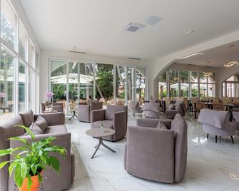 Hotel Emaus - Novigrad - Salon