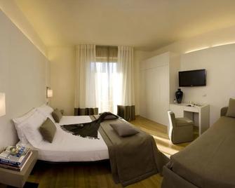 Hotel Miramare - Gabicce Mare - Camera da letto