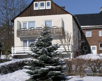 Ferienwohnungen Brüne - Willingen - Bâtiment