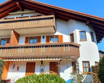 Holiday apartment Sybille in Bad Kohlgrub - Bad Kohlgrub - Gebäude