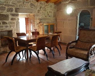 House Or Pomar Vello - Pedre - Comedor