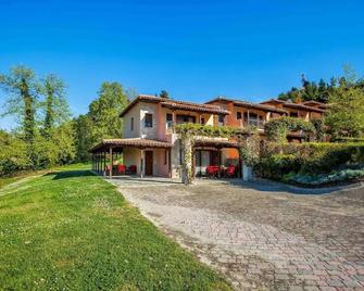 Akritas Ef Zin Villas Suites Ermis Villa - Agia Paraskevi - Edificio