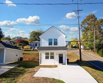 Piano House/1 Min To Fwy/5 Min Dt&ut - Knoxville