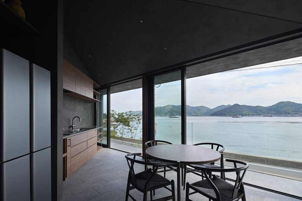 Seaside Villa Seen - Onomichi - Balcony