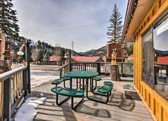 Cozy Red River Condo - Walk to Chair Lift! - Red River - Balcony