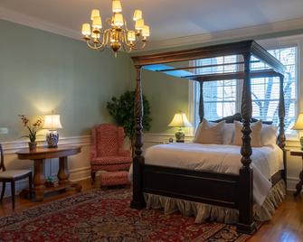 Luxurious Suite w/Garden on Court Square Downtown - Bardstown - Ložnice