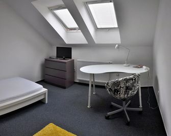 Pension Pod Vezi - Kolín