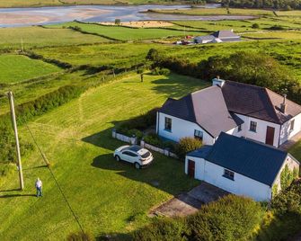 Cottage in the Killalabay - Ireland - Killala - Edificio