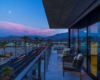 Thompson Palm Springs, By Hyatt - Palm Springs - Balcony