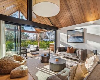 Macandrew Luxury Lodge - Wanaka - Wohnzimmer