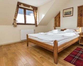 Revesz Hotel Restaurant And Rosa Spa - Győr - Slaapkamer