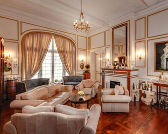 Dalat Palace Heritage Hotel - Dalat - Stue