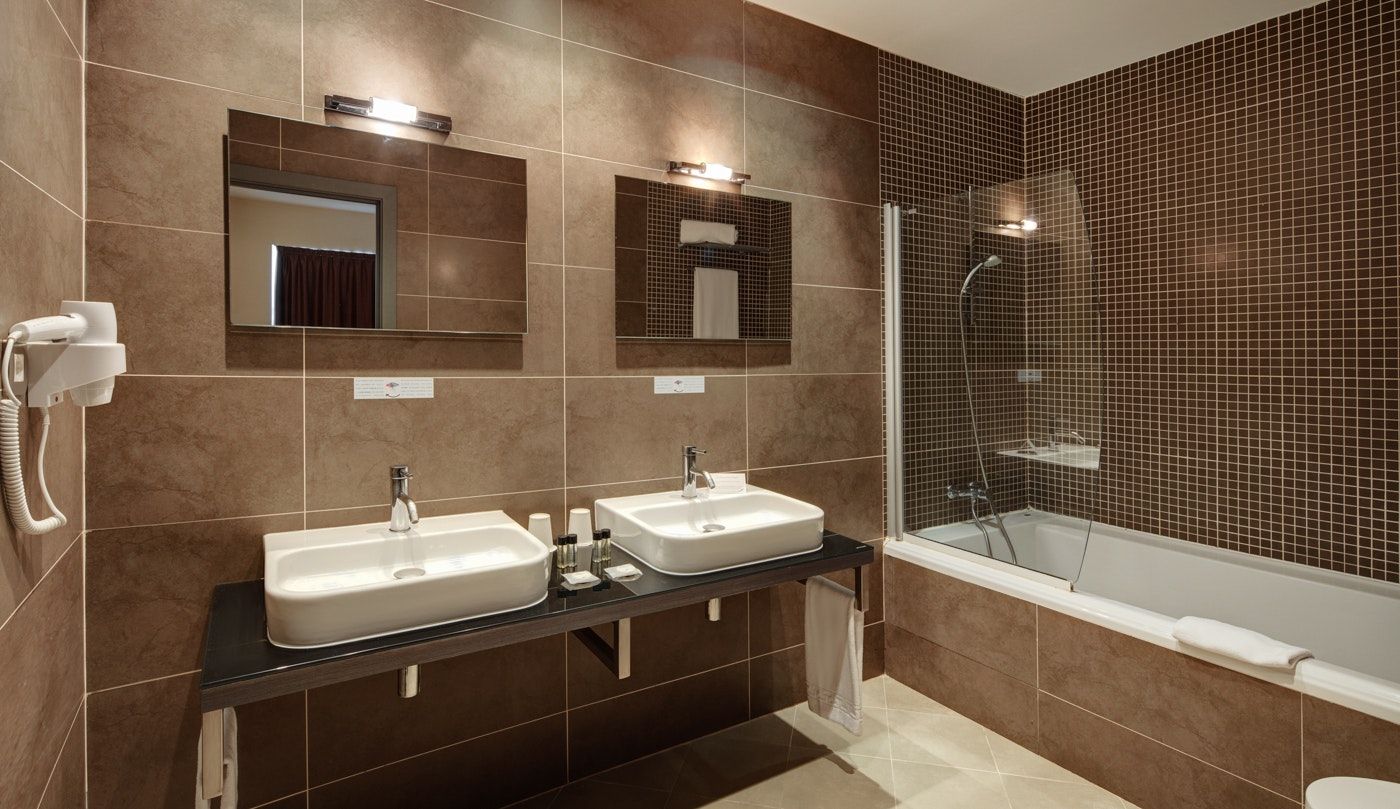 Sercotel Plaza Feria thumbnail 3