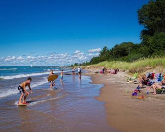 Riverside in Southcott Pines - Grand Bend - Strand